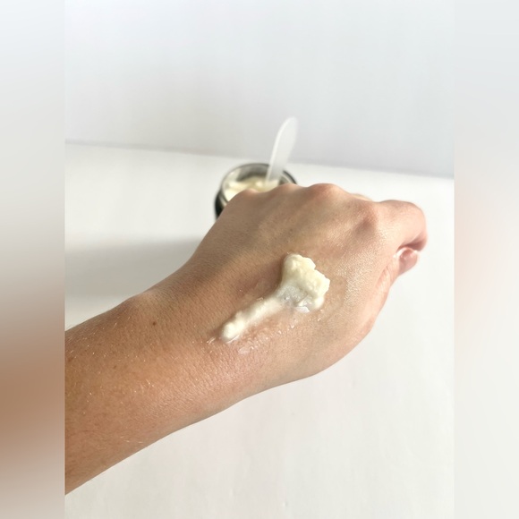 Handcrafted 100% Beef Tallow Moisturizer 4 oz with Emu Oil, Niacinamide and More - Picture 4 of 5